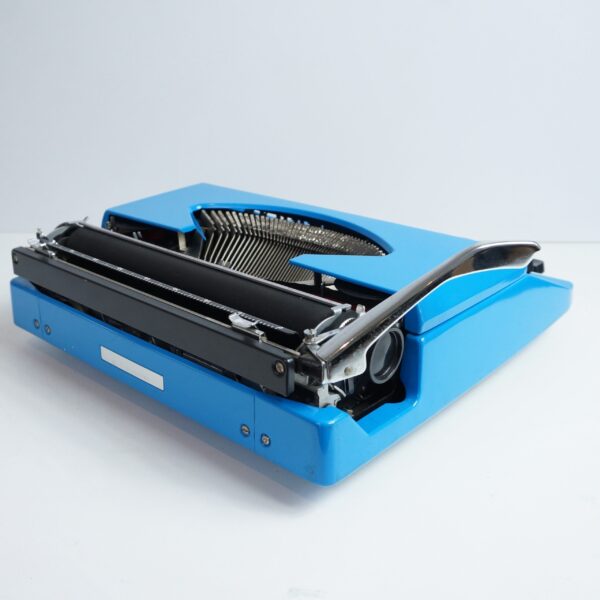 blue remington typewriter