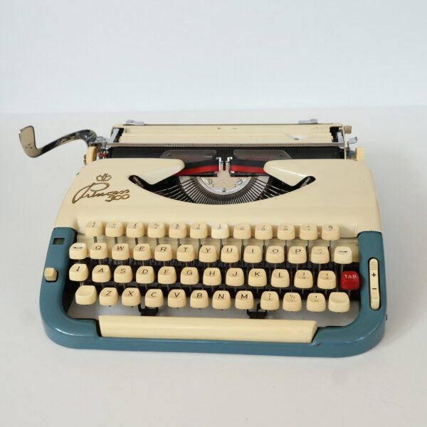 princess 300 typewriter