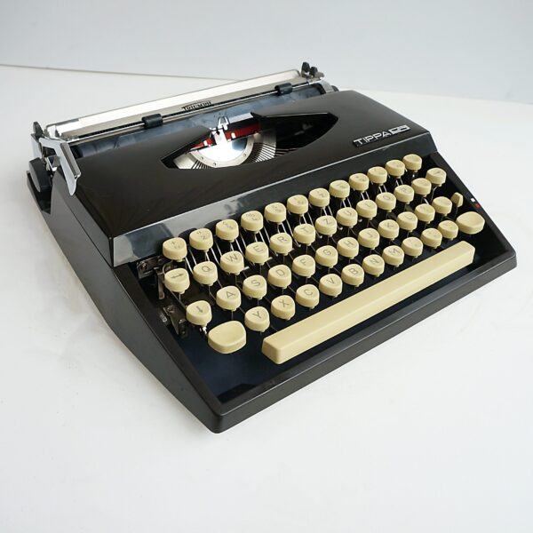 Black Tippa S Typewriter