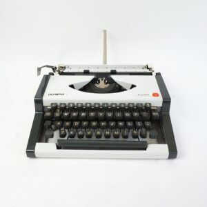 Olympia traveller typewriter