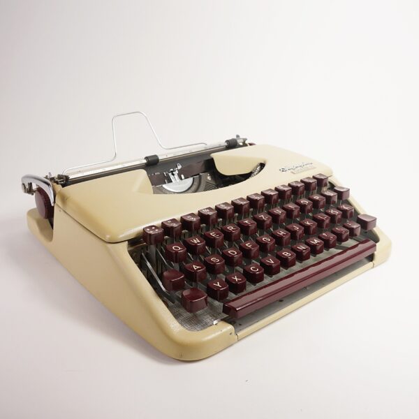 Splendid 33 typewriter