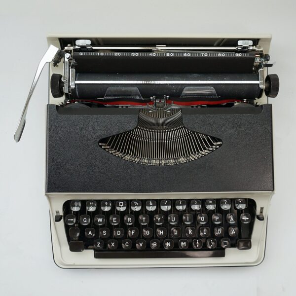 lectra typewriter
