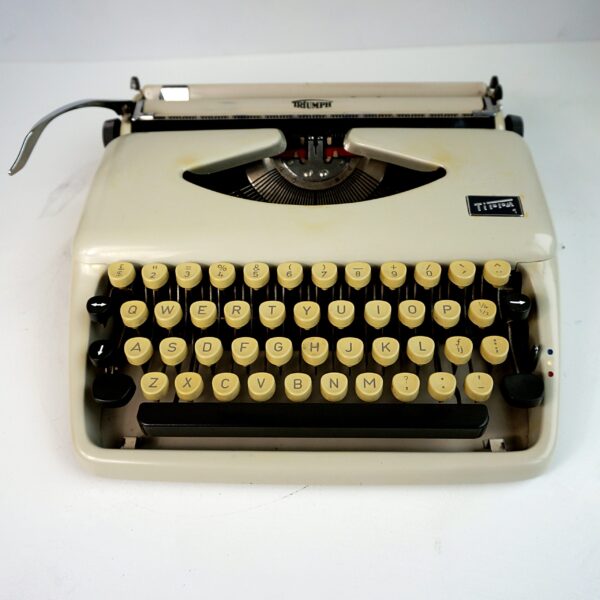 Triumph tippa typewriter