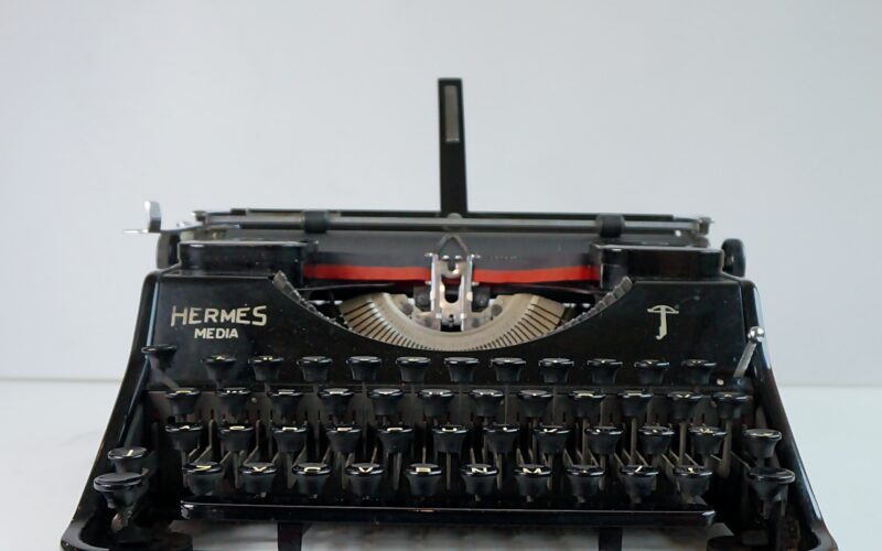 Hermes Media Typewriter (1941)