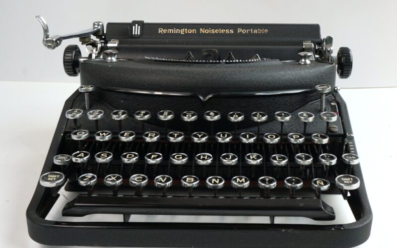 Remington Portable Noiseless Deluxe Typewriter