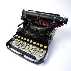 Corona 3 folding typewriter