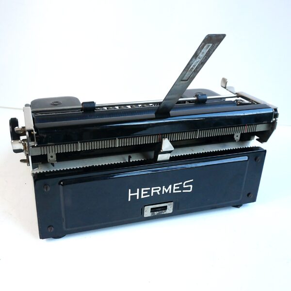 Hermes 2000 typewriter