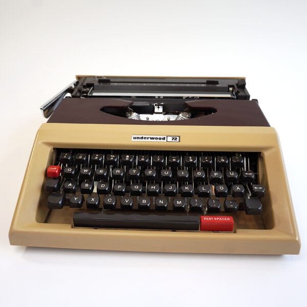 underwood 72 typewriter