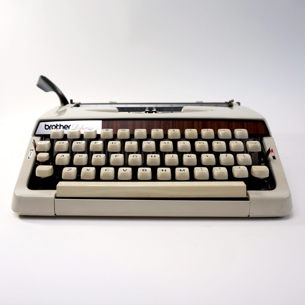 Brother Deluxe 900 Typewriter For Sale My Cup Of Retro Typewriters