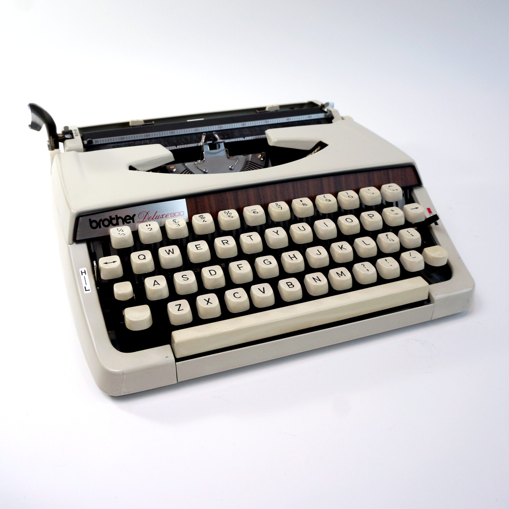 Brother Deluxe 900 Typewriter For Sale My Cup Of Retro Typewriters