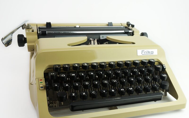 Erika 44 Typewriter