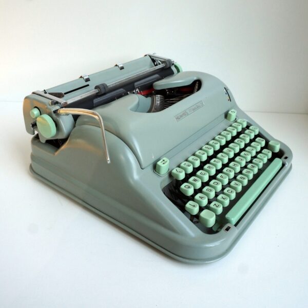 hermes typewriter