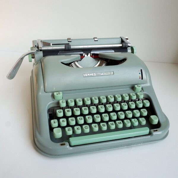 hermes typewriter