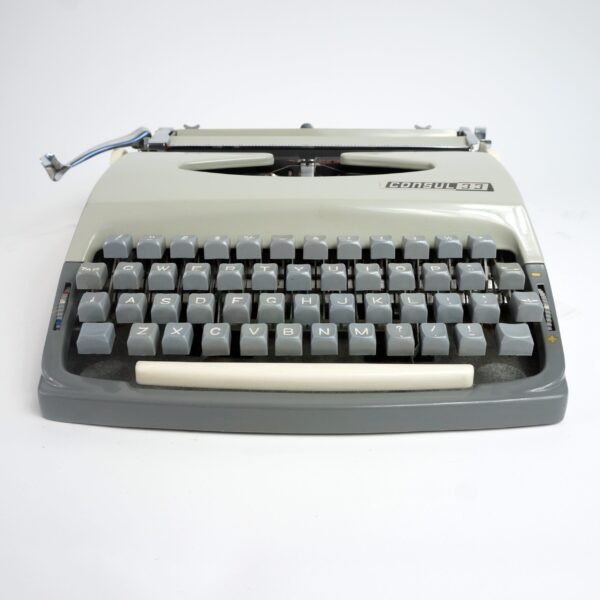 consul 33 typewriter