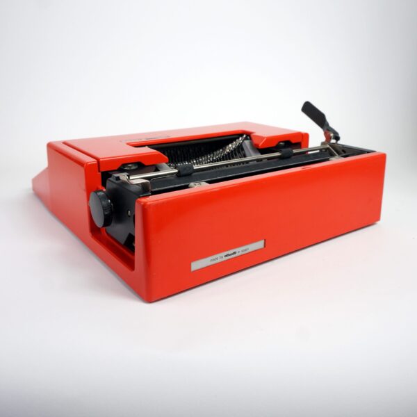 Red olivetti dora typewriter