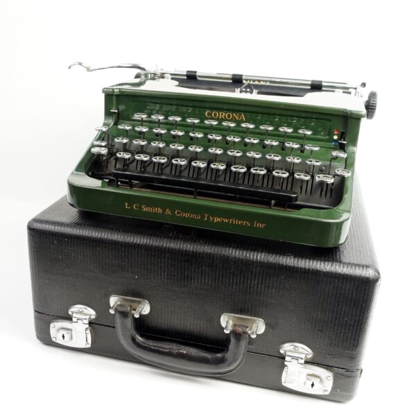 Green Smith-Corona Silent 1S Typewriter