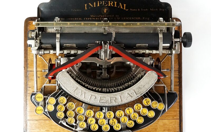 Imperial Model B Typewriter 1915
