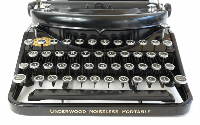 Underwood Noiseless Portable Typewriter