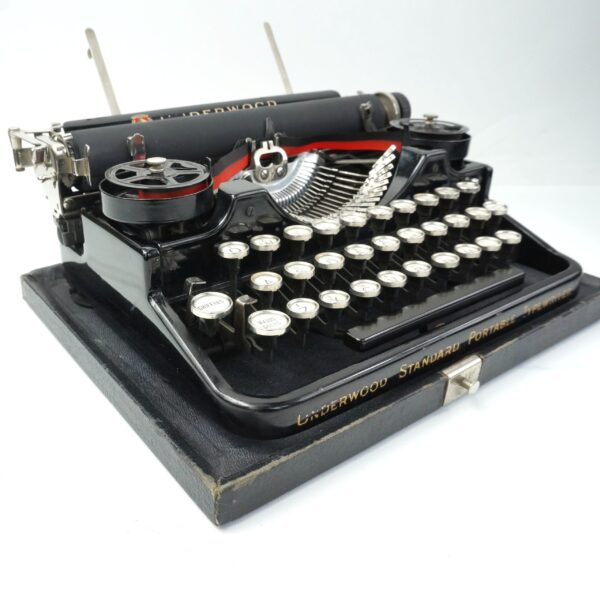 Underwood Portable 3-Bank typewriter