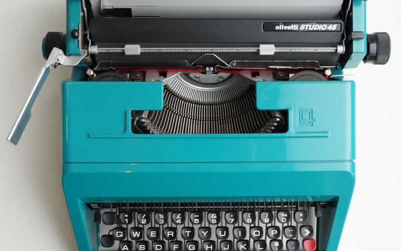 Olivetti Studio 45 Typewriter