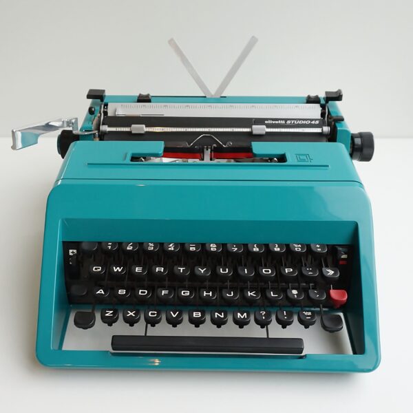 Olivetti studio 45 typewriter