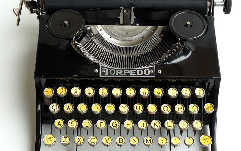 Torpedo Model 17 Typewriter