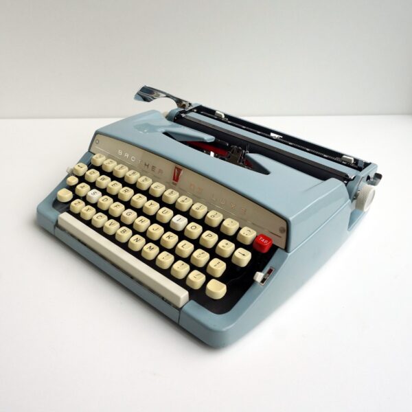 Brother deluxe typewriter