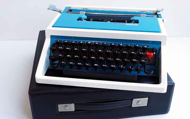 Special T Typewriter and Case