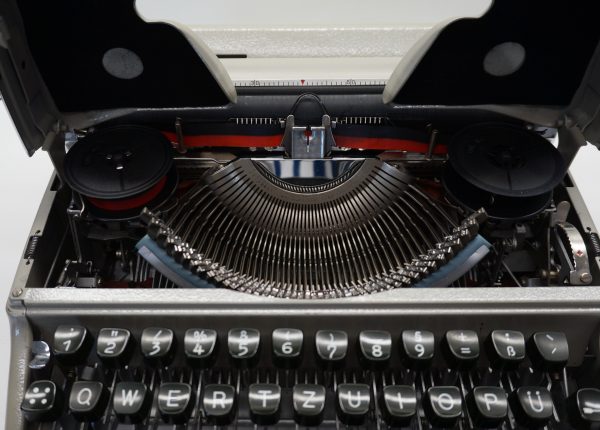 SM2 working typewriter