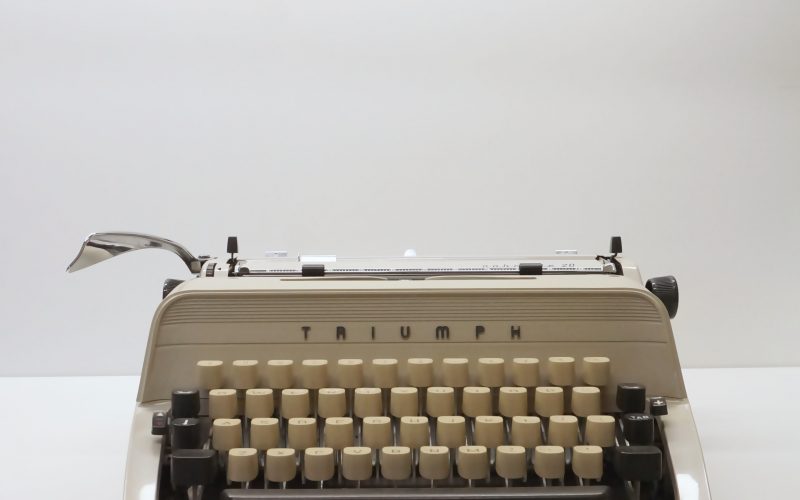 Triumph Gabriele 20 Typewriter