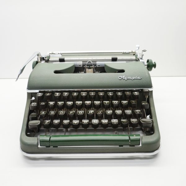 Olympia SM4 typewriter 1960